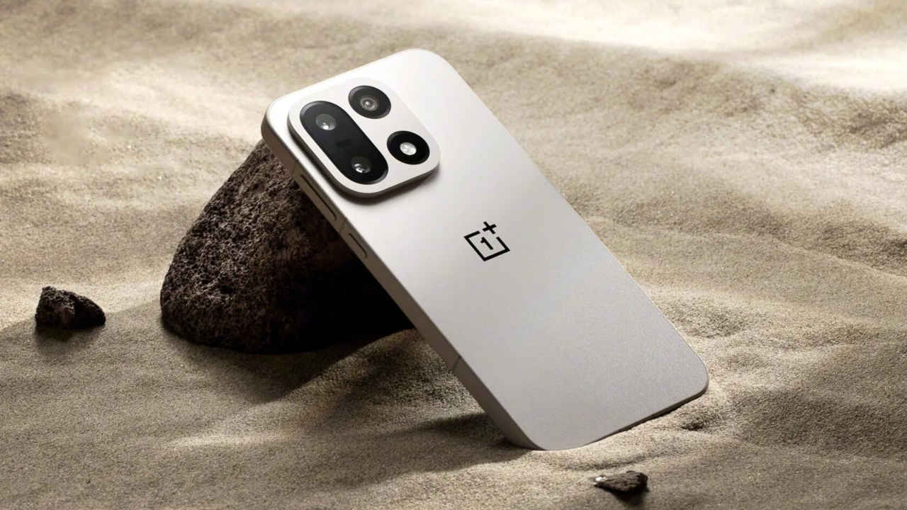 ভারতে লঞ্চ হল 7300mAh ব্যাটারি এবং পাওয়ারফুল গেমিং ফিচার সহ OnePlus 15 5G ফ্ল্যাগশিপ স্মার্টফোন, জানুন দাম কত
