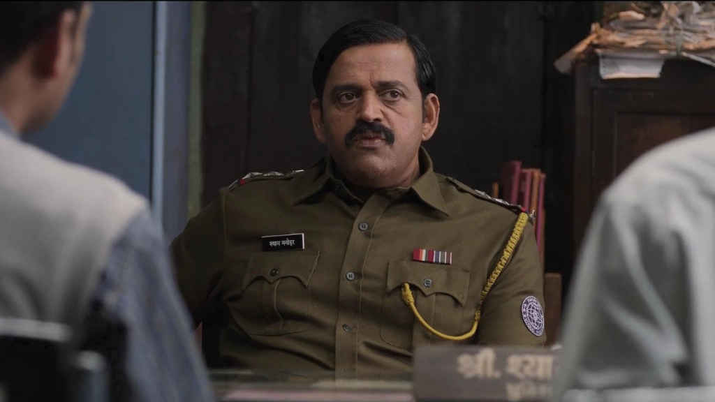 Laaptaa Ladies Poster