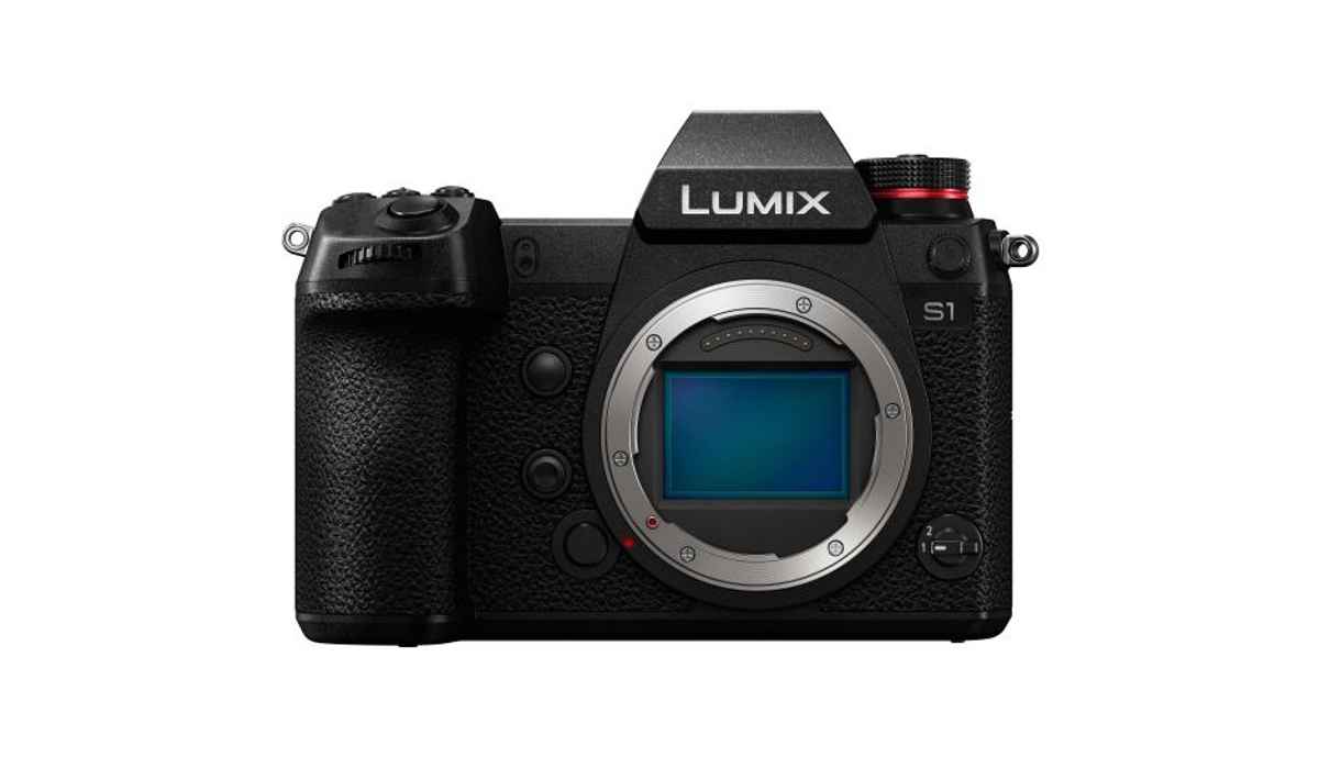 Panasonic Lumix S1R