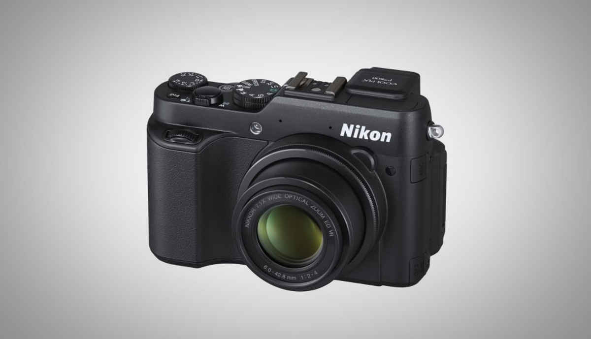 Nikon Coolpix P7800