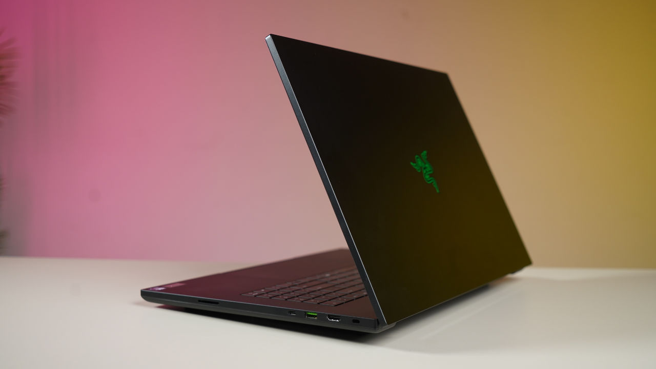 Razer Blade 18 review: The best of both worlds at a premium price Digit.in