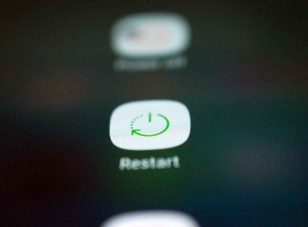 why you should restart phone atleast once a week best tips for efficiency