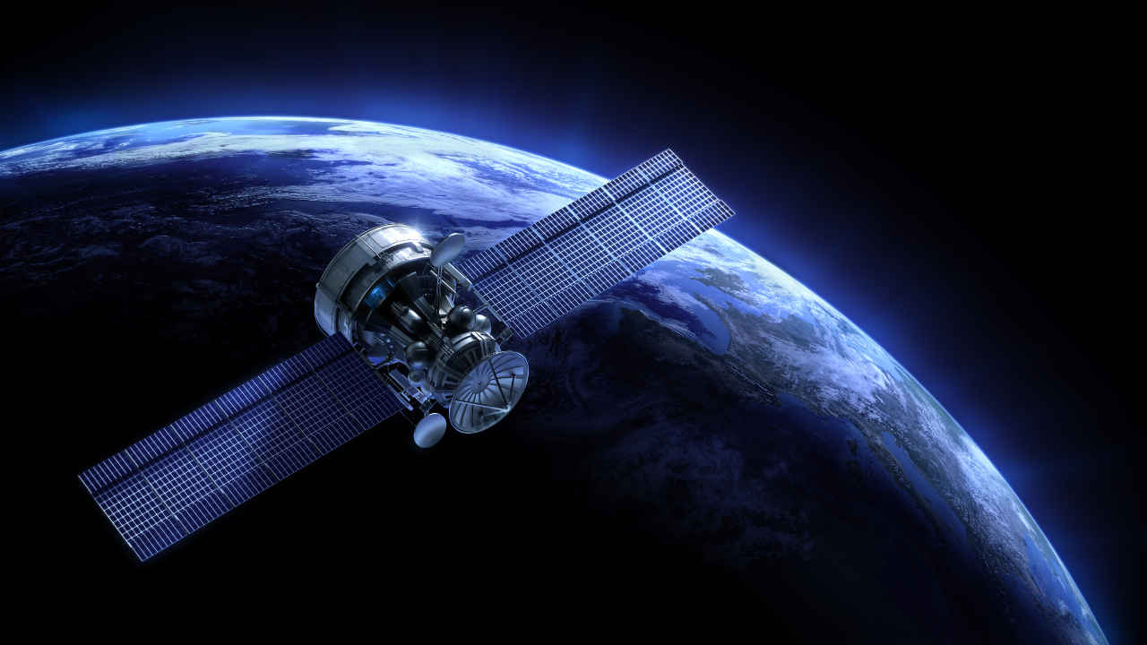 आता थेट सॅटेलाईटवरून मिळणार स्मार्टफोन्स सर्व्हिस! SpaceX ने अवकाशात सोडले 20 स्टारलिंक उपग्रह