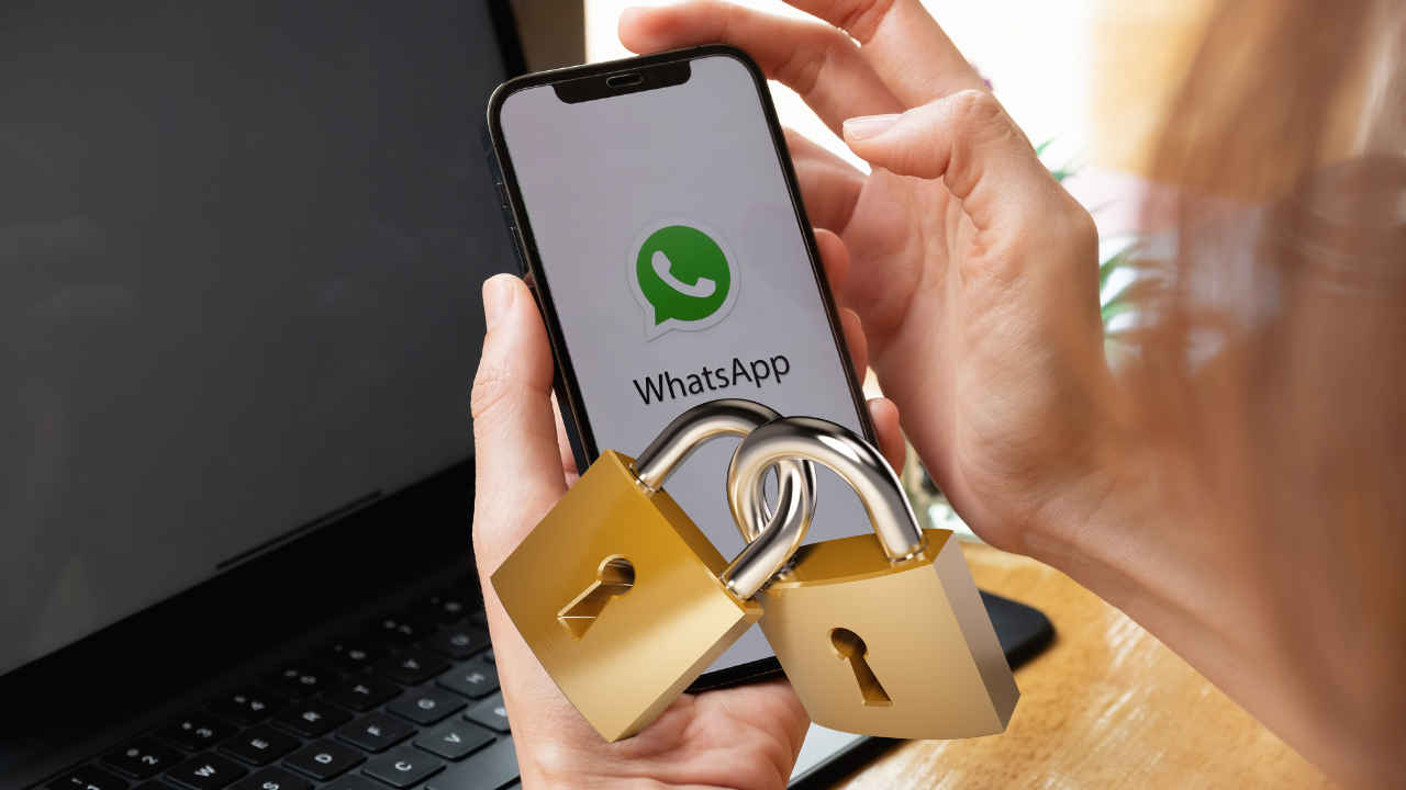 अभी के अभी ऑन कर लें WhatsApp की ये 5 Privacy Setting, हैकर्स की भी निकल जाएगी हेकड़ी, परिंदा भी नहीं मार पाएगा पंख