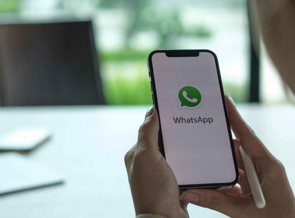 whatsapp video calling features 